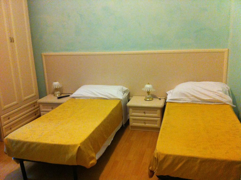 White House Motel Cerveteri Oda fotoğraf